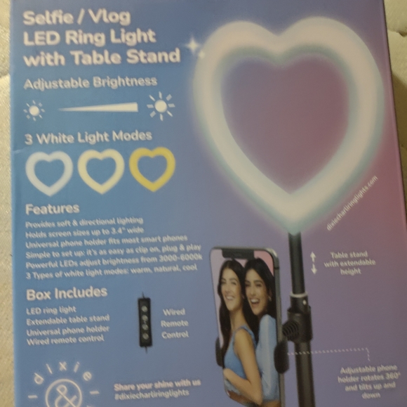 Heart shaped selfie/vlog LED light - Picture 2 of 6